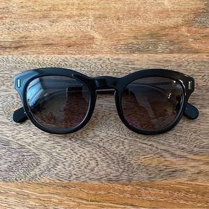 Women’s Marc by Marc Jacobs Black Round Sunglasses